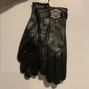 Michael kors gloves